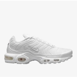 Nike Women's Air Max Plus  Sneakers Triple White Size 6 New
